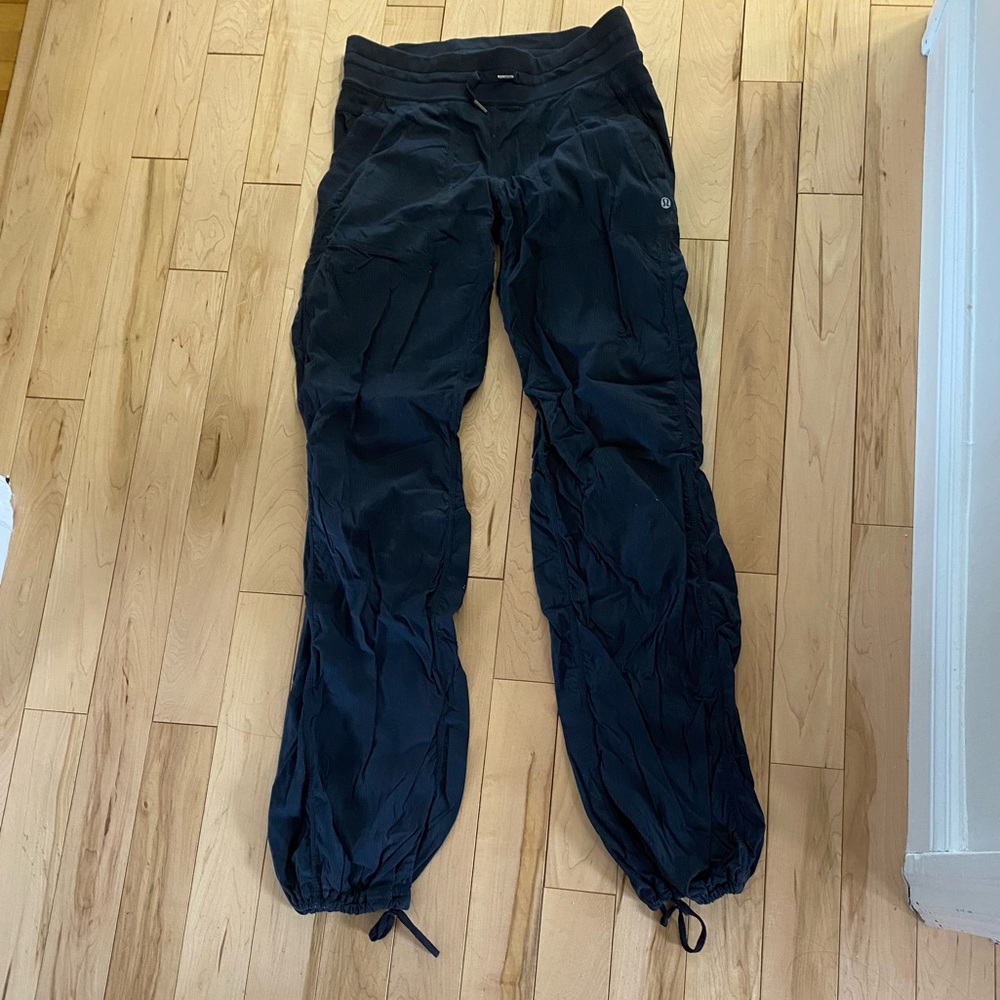 Lululemon groove pants